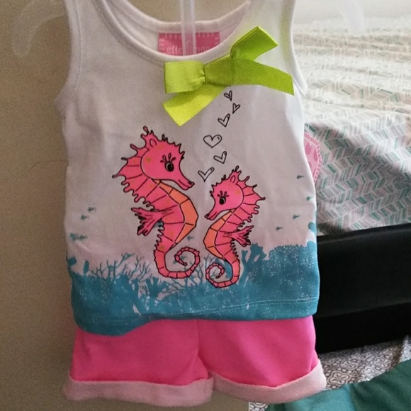 I am selling ellemenno 3 months outfit - Picture 1 of 4